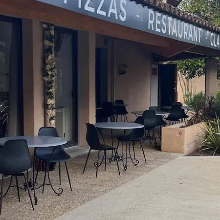 Otel - Restaurant De La Paix 3*