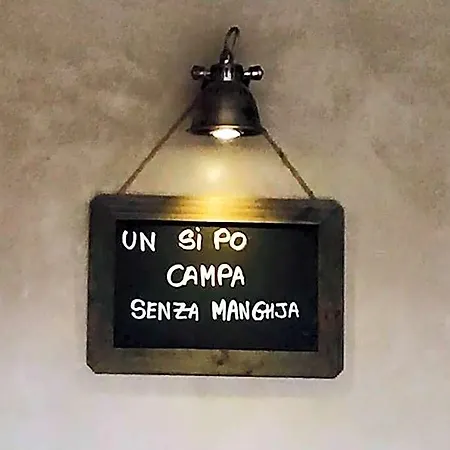 - Restaurant De La Paix Hotel 3*