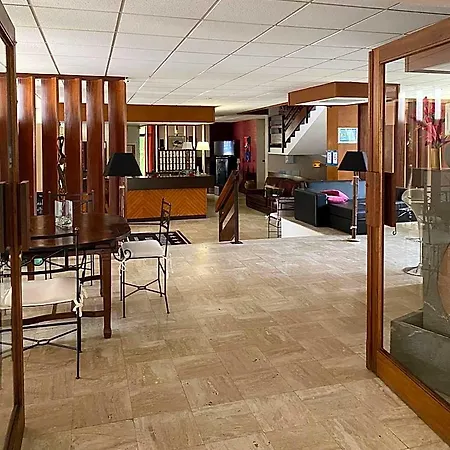 - Restaurant De La Paix Hotel Barbotan-les-Thermes