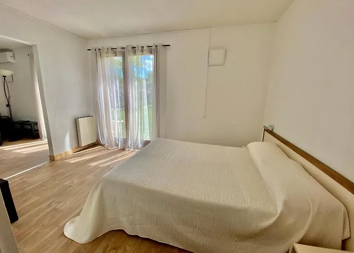 ホテル - Restaurant De La Paix